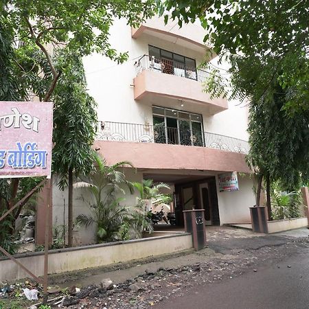 Hotel Sai Ganesh Lodging & Boarding By Wb Inn Titwala Zewnętrze zdjęcie